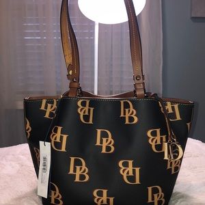 Dooney and Bourke Small Flynn Monogram( Brown Tmoro)